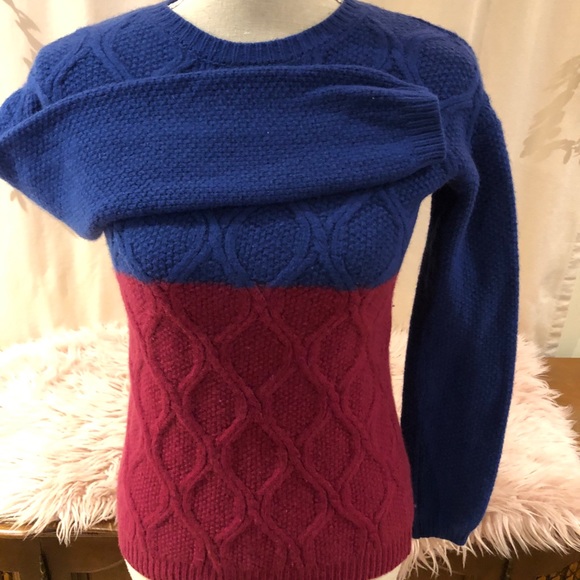 MaxMara 100% Wool Sweater Sz S - Picture 3 of 9